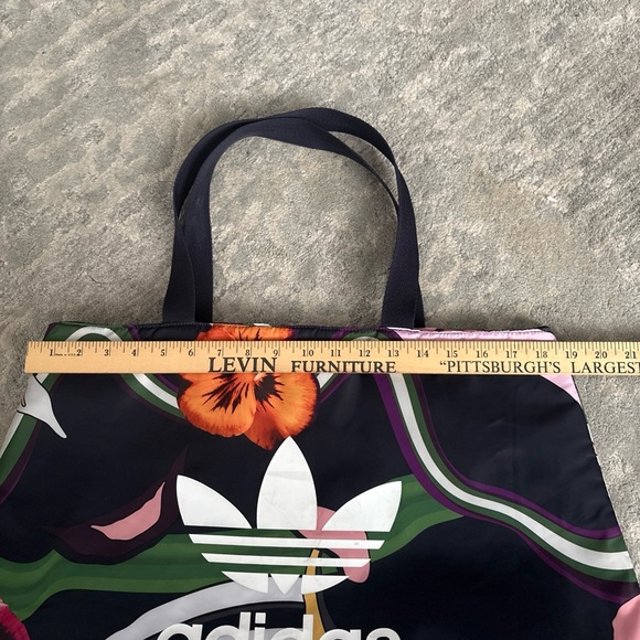 adidas Floral Burst Tote: Vintage 2015: Pre Owned - Picture 3 of 15